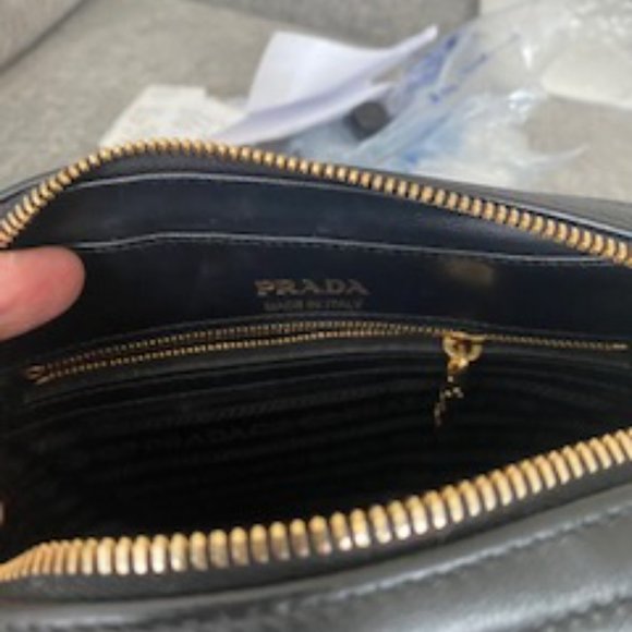 Prada Camera bag - Picture 5 of 10